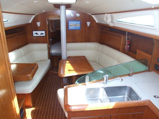 Sun Fast 35 -7.JPG